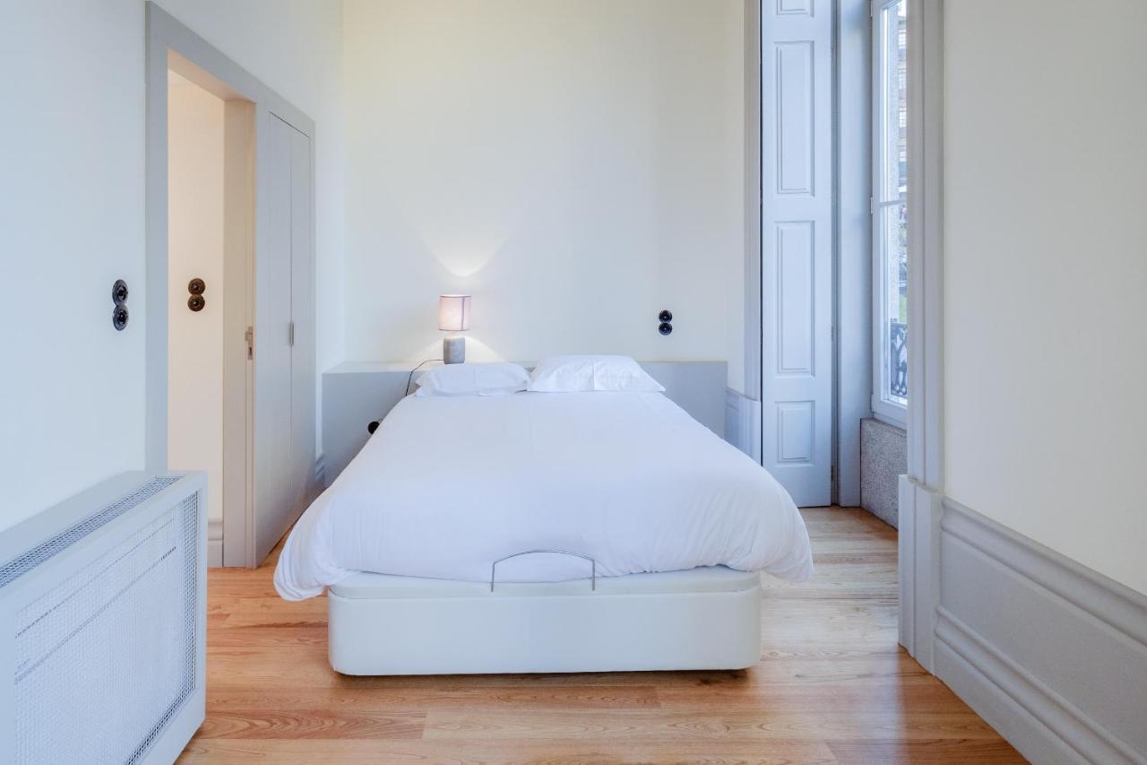 Boutique Rentals - Toledos One & Only Apt In Historical Center Of Oporto Esterno foto